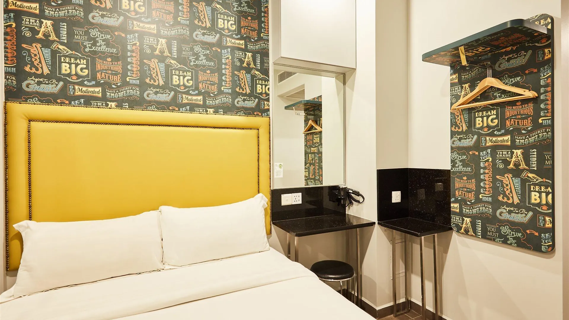 Hotel Ibis Budget Singapore Bugis
